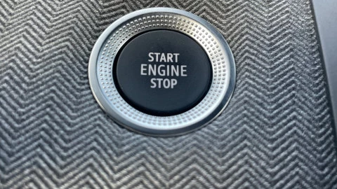 Renault Clio techno Eco-G 100cv (74kW)