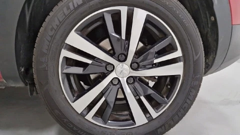 Peugeot 3008 1.5 BlueHDi 96kW (130CV) S&S Allure