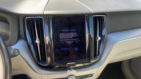 Volvo XC60 2.0 B4 D Momentum Pro Auto