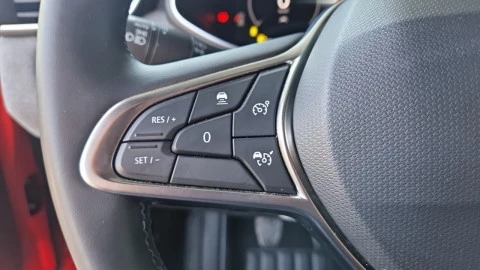 Renault Clio techno Eco-G 100cv (74kW)