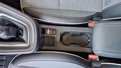 Renault Clio techno Eco-G 100cv (74kW)