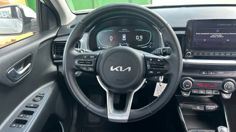 Kia Stonic 1.0 T-GDi 74kW (100CV) MHEV MT Drive