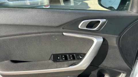 Kia Ceed 1.6 MHEV iMT 100kW (136CV) Drive