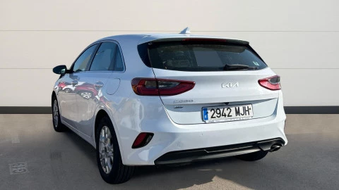 Kia Ceed 1.6 MHEV iMT 100kW (136CV) Drive Kia Ceed 1.6 MHEV iMT 100kW (136CV) Drive