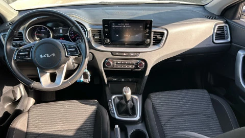 Kia Ceed 1.6 MHEV iMT 100kW (136CV) Drive Kia Ceed 1.6 MHEV iMT 100kW (136CV) Drive