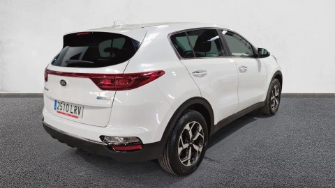 Kia Sportage 1.6 MHEV Business 100kW (136CV) 4x2