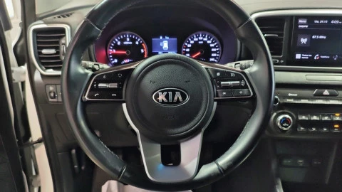 Kia Sportage 1.6 MHEV Business 100kW (136CV) 4x2