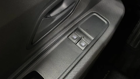 Dacia Sandero  Gasolina/Gas  0.9 TCE GLP Essential 66kW