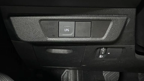 Dacia Sandero  Gasolina/Gas  0.9 TCE GLP Essential 66kW