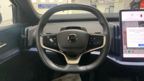 Volvo EX30 Single Motor Extended Range Ultra Auto