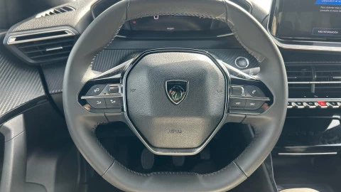 Peugeot 2008 Allure Puretech 100 S&S 6 Vel. MAN