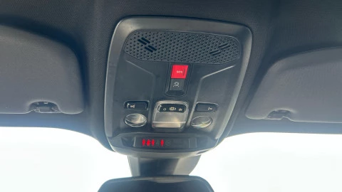 Peugeot 2008 Allure Puretech 100 S&S 6 Vel. MAN