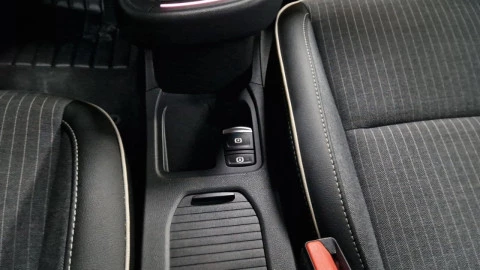 Renault Clio Techno TCe 90 (67kw)