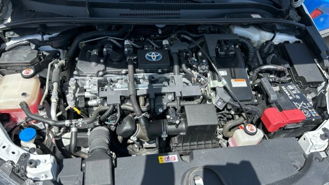 Toyota Corolla 1.8 125H ACTIVE TECH E-CVT