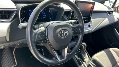 Toyota Corolla 1.8 125H ACTIVE TECH E-CVT