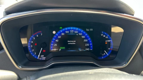 Toyota Corolla 1.8 125H ACTIVE TECH E-CVT