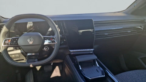 Renault Rafale Techno full hybrid E-Tech 200CV (147kW)