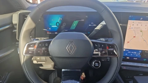 Renault Rafale Techno full hybrid E-Tech 200CV (147kW)