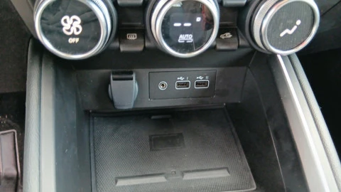 Renault Clio techno Eco-G 100cv (74kW)