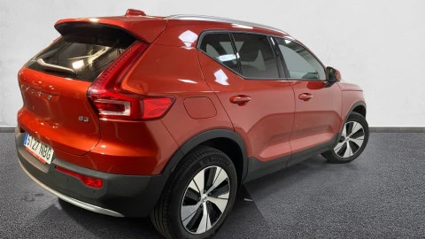Volvo XC40 2.0 B3 G Core Auto