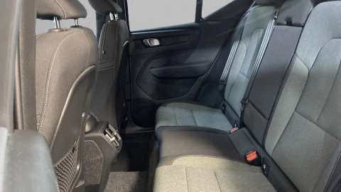 Volvo XC40 2.0 B3 G Core Auto