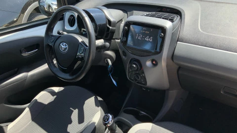 Toyota Aygo 1.0 70 x-sport