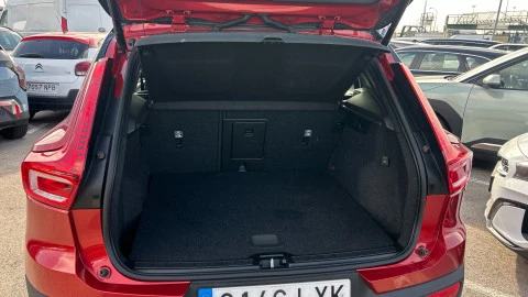 Volvo XC40 1.5 T3 R-Design Auto
