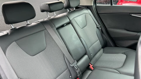 Kia Niro 1.6 GDi HEV 104kW (141CV) Drive