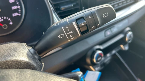 Kia Stonic 1.0 T-GDi 88kW (120CV) MHEV iMT Drive