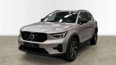 Volvo XC40 B3 G Plus Dark Auto 120 kW (163 CV)