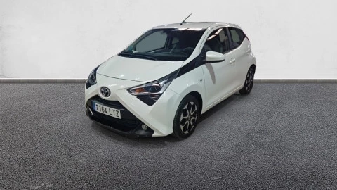 Toyota Aygo 1.0 70 x-play