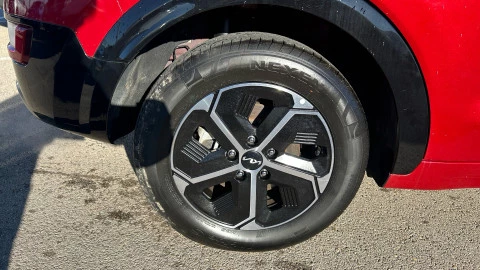 Kia Niro 1.6 GDi HEV 104kW (141CV) Drive