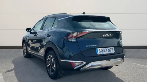 Kia Sportage 1.6 T-GDi 118kW (160CV) Drive 17