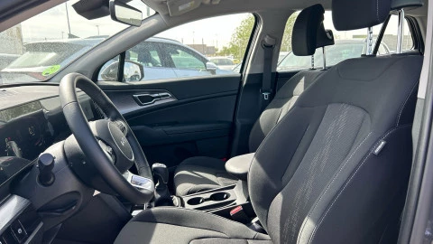 Kia Sportage 1.6 T-GDi 118kW (160CV) Drive 17