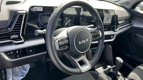 Kia Sportage 1.6 T-GDi 118kW (160CV) Drive 17