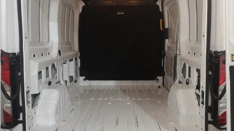 Ford Transit 350 96KW L2H2 VAN AMBIENTE