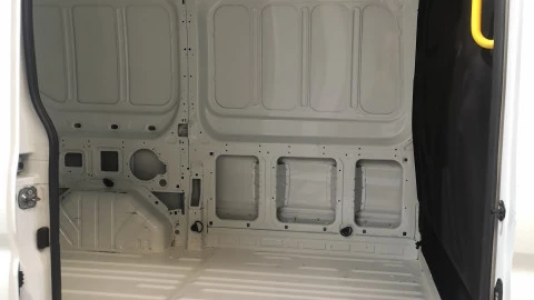Ford Transit 350 96KW L2H2 VAN AMBIENTE