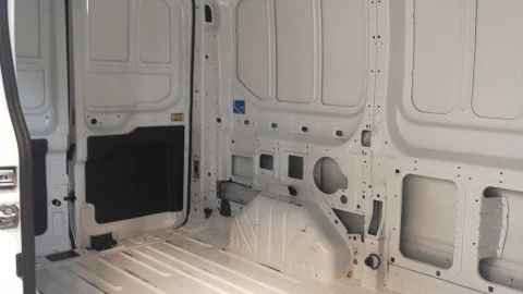 Ford Transit 350 96KW L2H2 VAN AMBIENTE
