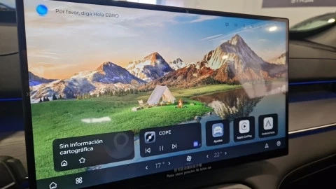 EBRO S800 1.5 TGDI PHEV Premium E-CVT