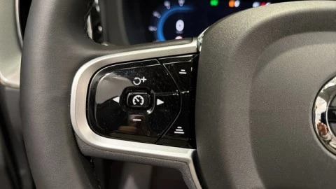 Volvo XC60 T6 Recharge Plus Dark AWD Auto 257 kW (350 CV)