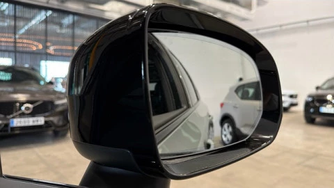 Volvo XC60 T6 Recharge Plus Dark AWD Auto 257 kW (350 CV)