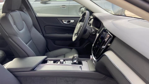 Volvo V60 2.0 B4 (D) Plus Dark Auto