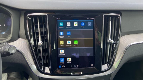 Volvo V60 2.0 B4 (D) Plus Dark Auto