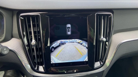 Volvo V60 2.0 B4 (D) Plus Dark Auto