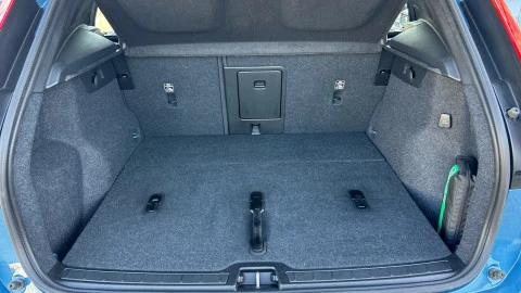 Volvo XC40 2.0 B3 G Core Auto