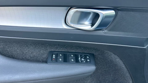 Volvo XC40 2.0 B3 G Core Auto