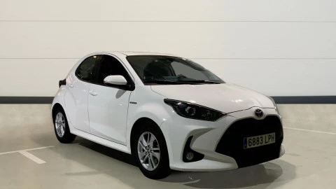 Toyota Yaris 1.5 120H Business Plus