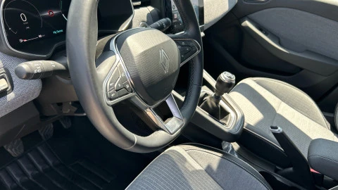 Renault Clio Techno TCe 90 (67kw)