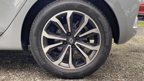 Renault Clio techno Eco-G 100cv (74kW)