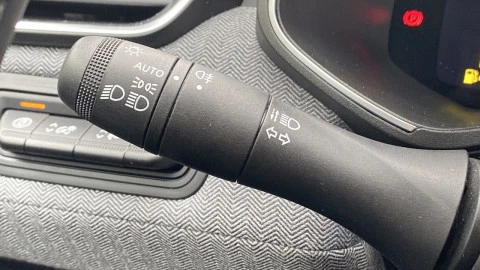 Renault Clio techno Eco-G 100cv (74kW)